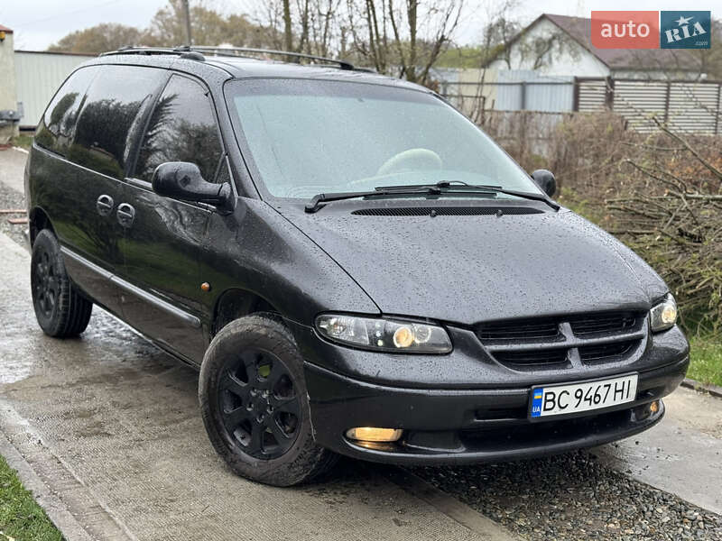 Dodge Ram Van 1998