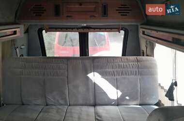 Минивэн Dodge Ram Van 1993 в 