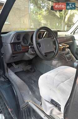 Минивэн Dodge Ram Van 1993 в 