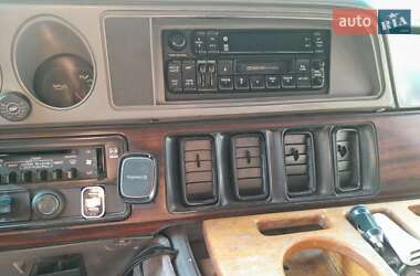 Минивэн Dodge Ram Van 1993 в 