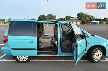 Минивэн Dodge Ram Van 2004 в 