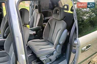 Минивэн Dodge Ram Van 2004 в 