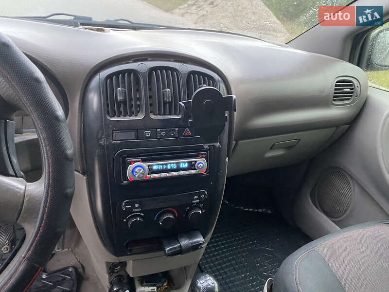 Минивэн Dodge Ram Van 2003 в Берегово фото 8 Минивэн Dodge Ram Van 2003 в Берегово