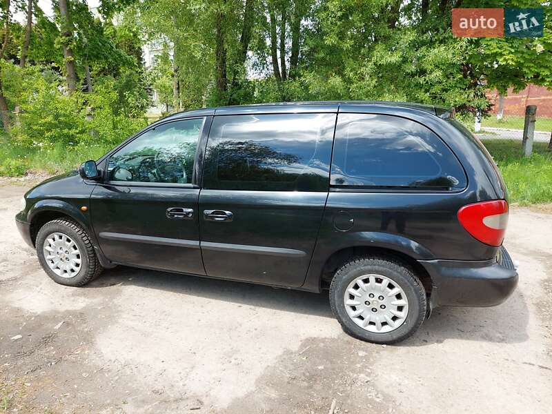 Минивэн Dodge Ram Van 2003 в Ровно