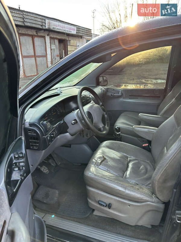 Минивэн Dodge Ram Van 1998 в Житомире