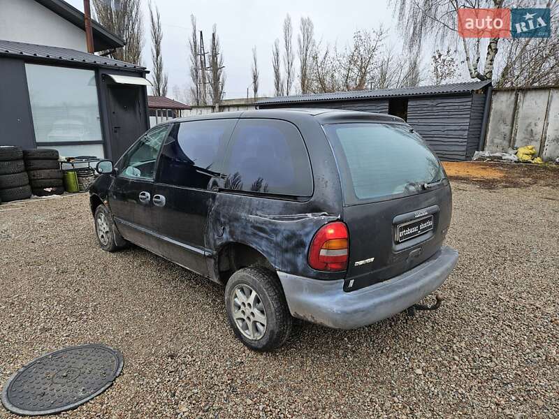 Минивэн Dodge Ram Van 1998 в Шостке