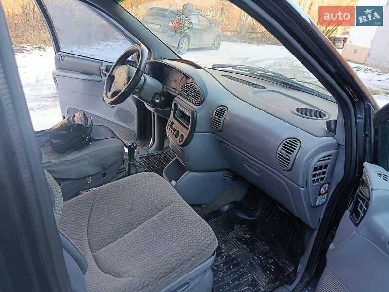 Минивэн Dodge Ram Van 2000 в Черновцах