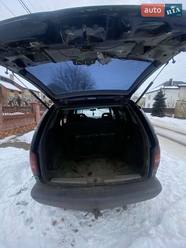 Минивэн Dodge Ram Van 1998 в Самборе фото 6 Минивэн Dodge Ram Van 1998 в Самборе