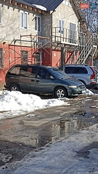 Мінівен Dodge Ram Van 2000 в Чернігові