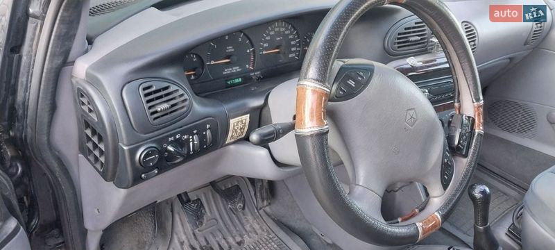 Минивэн Dodge Ram Van 1998 в Киеве фото 10 Минивэн Dodge Ram Van 1998 в Киеве