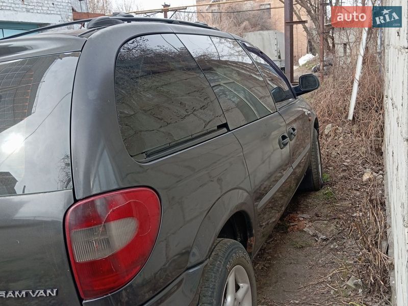 Минивэн Dodge Ram Van 2002 в Броварах фото 6 Минивэн Dodge Ram Van 2002 в Броварах