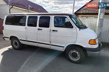 Мінівен Dodge Ram Van 2002 в Василькові