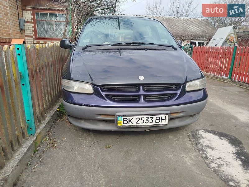 Мінівен Dodge Ram Van 1999 в Хмельницькому