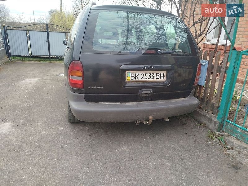 Мінівен Dodge Ram Van 1999 в Хмельницькому