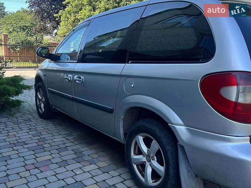 Мінівен Dodge Ram Van 2005 в Любомлі