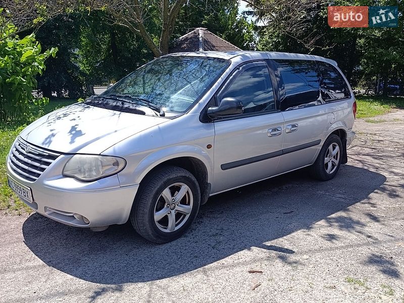 Мінівен Dodge Ram Van 2005 в Любомлі
