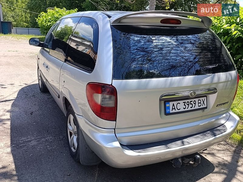 Мінівен Dodge Ram Van 2005 в Любомлі