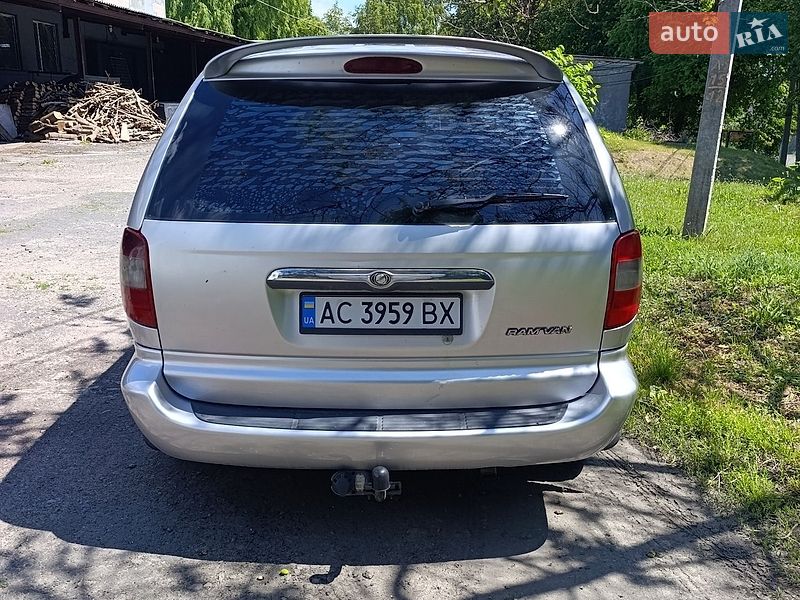 Мінівен Dodge Ram Van 2005 в Любомлі