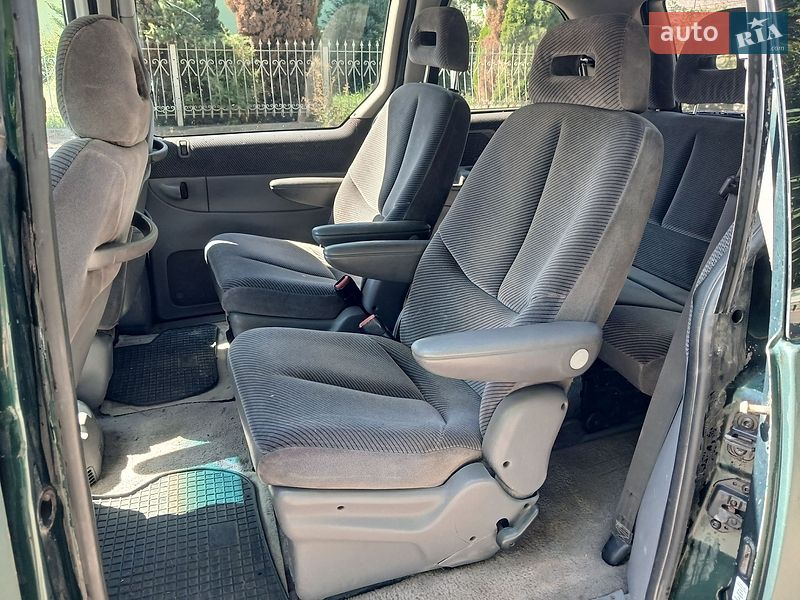Минивэн Dodge Ram Van 1999 в Попельне