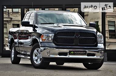 Внедорожник / Кроссовер Dodge RAM 2015 в Киеве