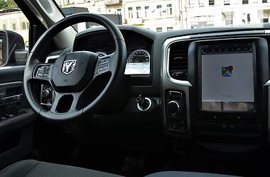 Внедорожник / Кроссовер Dodge RAM 2015 в Киеве