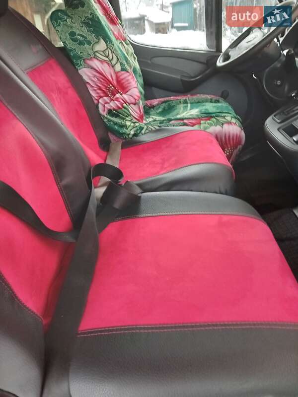 Мікроавтобус Dodge Sprinter 2004 в Тячеві