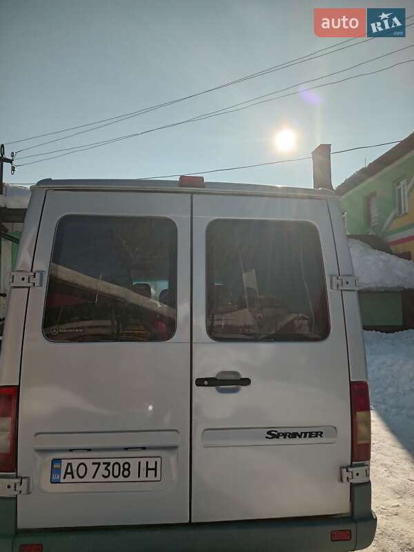 Микроавтобус Dodge Sprinter 2004 в Тячеве
