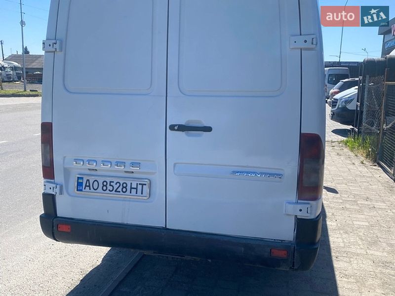Грузопассажирский фургон Dodge Sprinter 2006 в Хусте