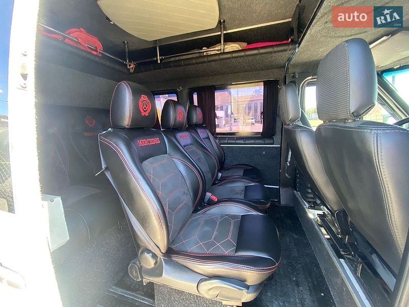 Грузопассажирский фургон Dodge Sprinter 2006 в Хусте