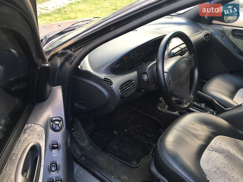 Седан Dodge Stratus 1998 в Буче