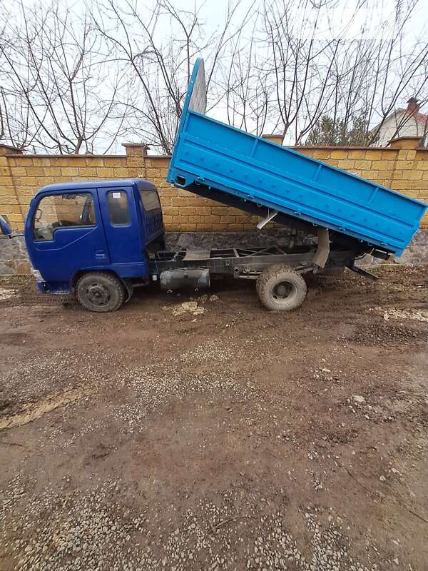 Самосвал Dongfeng 1032 2005 в Виннице