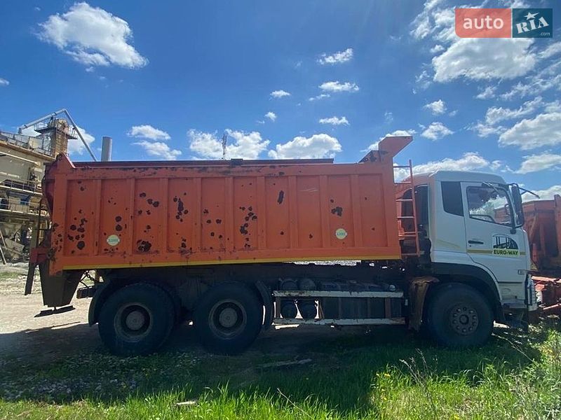 Борт Dongfeng DF-30 2020 в Збаражі
