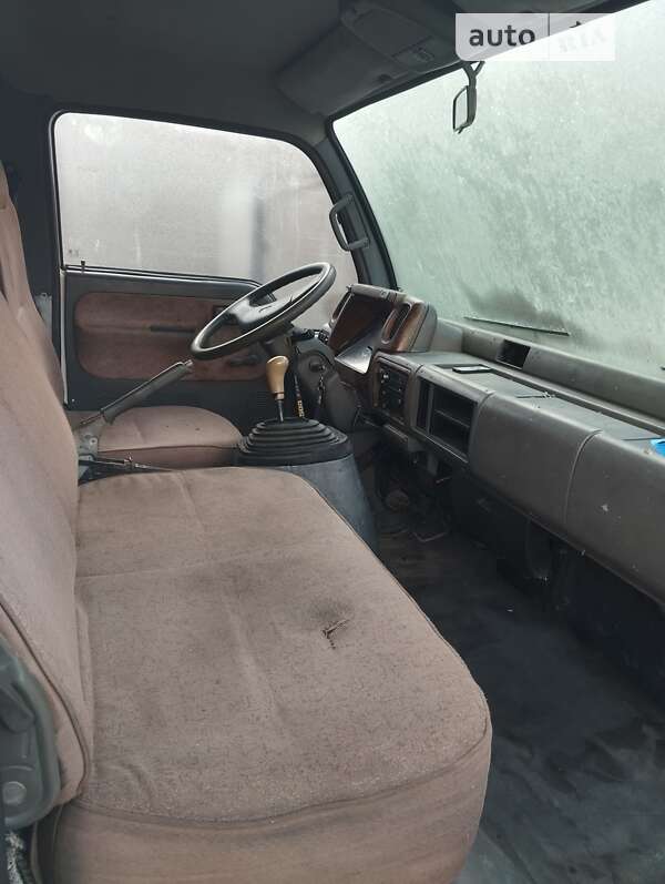 Тентованый Dongfeng DF-40 2006 в Верховине