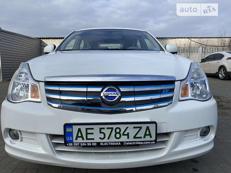 Седан Dongfeng E11K 2018 в Дніпрі