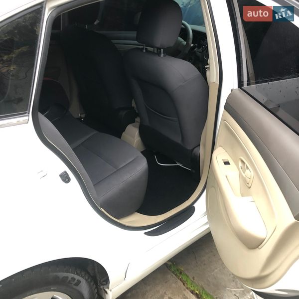 Седан Dongfeng E11K 2018 в Дніпрі