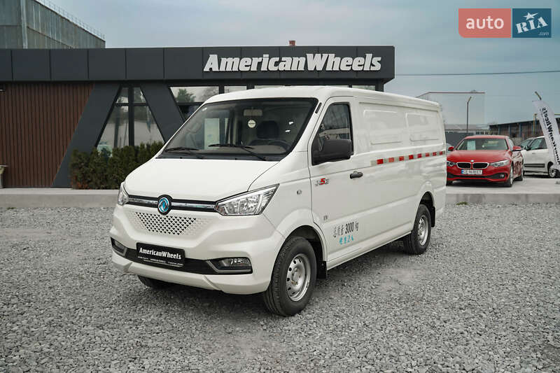 Вантажний фургон Dongfeng EM26 2022 в 
