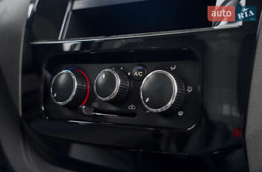 Вантажний фургон Dongfeng EM26 2022 в 