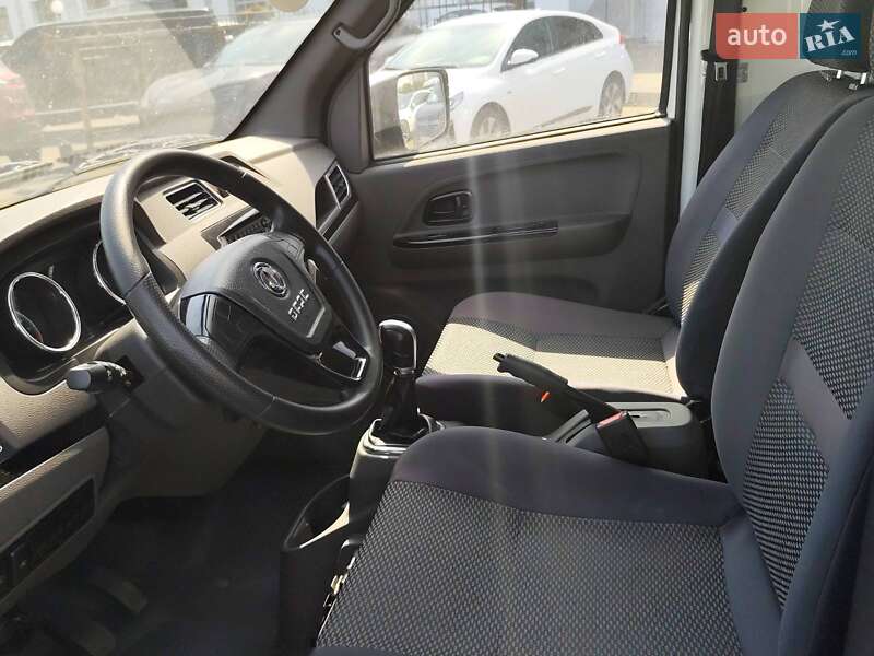 Грузовой фургон Dongfeng EM26 2022 в Киеве