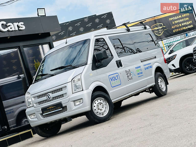 Минивэн Dongfeng M5EV 2018 в 
