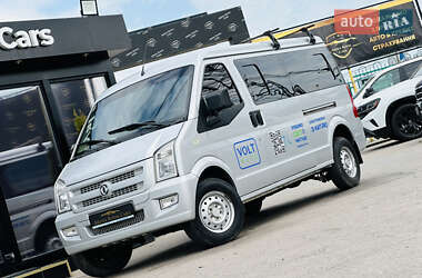 Минивэн Dongfeng M5EV 2018 в 