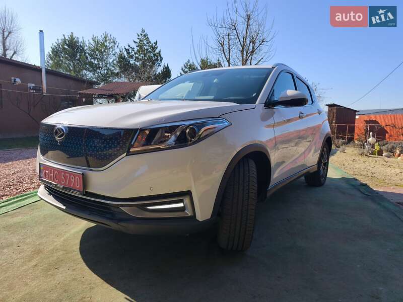 Dongfeng Seres 3 2022