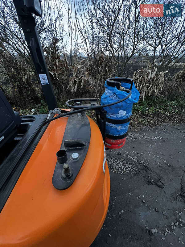 Вилочний навантажувач Doosan 255 LC-V 2014 в Тернополі фото 17 Вилочний навантажувач Doosan 255 LC-V 2014 в Тернополі