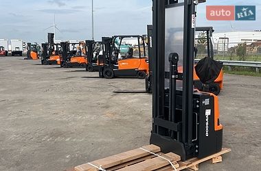 Штабелер Doosan B 2023 в Киеве