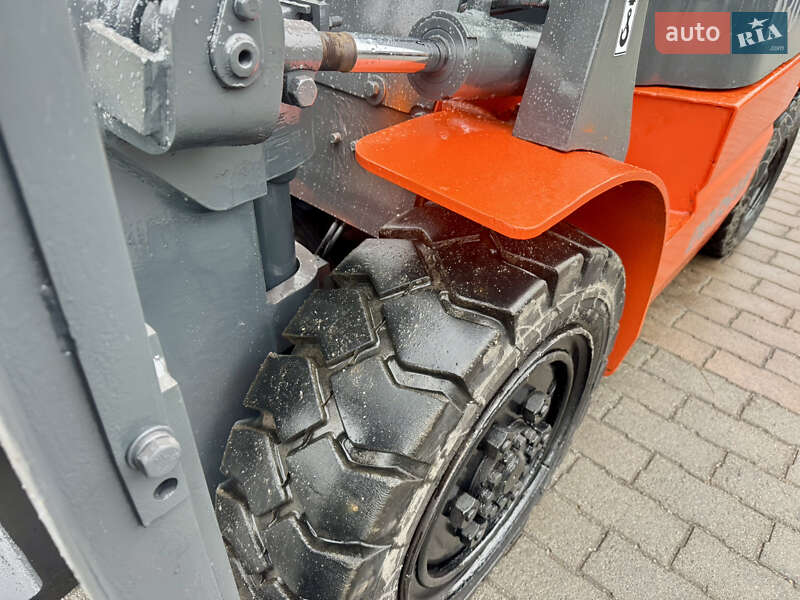 Вилочний навантажувач Doosan D 30C 2008 в Радомишлі фото 9 Вилочний навантажувач Doosan D 30C 2008 в Радомишлі