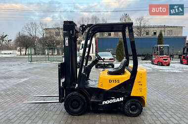 Вилочний навантажувач Doosan D 2007 в Радомишлі