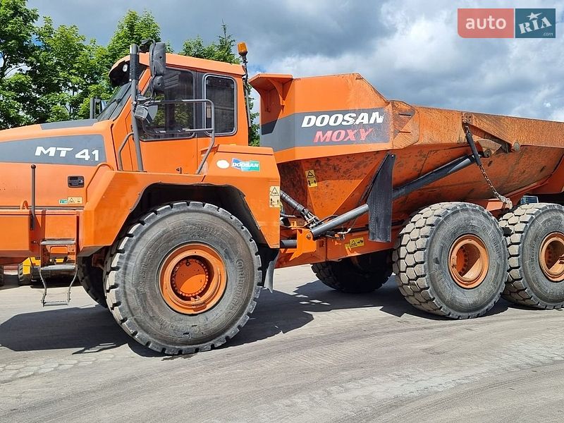 Doosan D 2011 Doosan D 2011