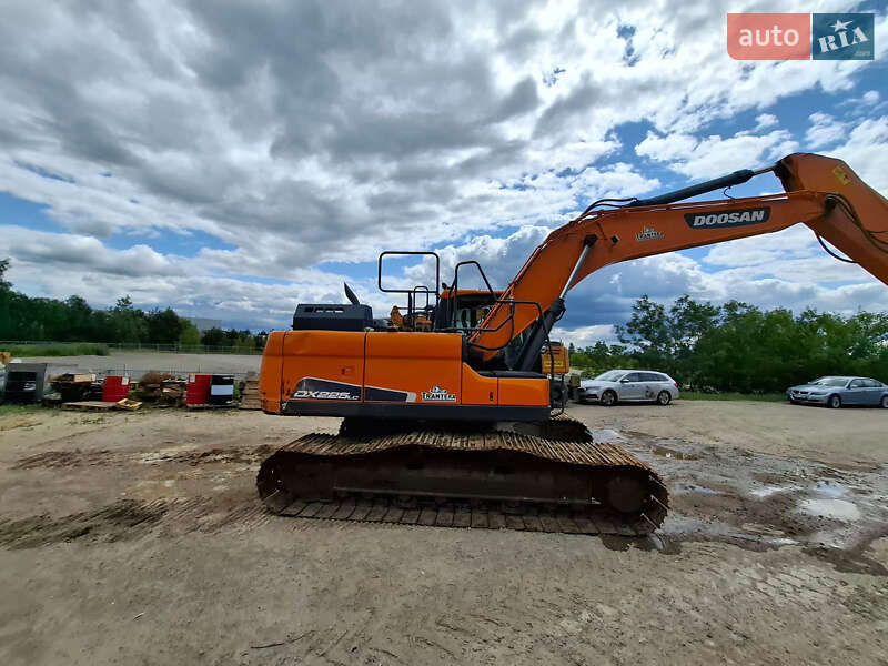 Гусеничний екскаватор Doosan DX 225LC-3 2022 в Одесі