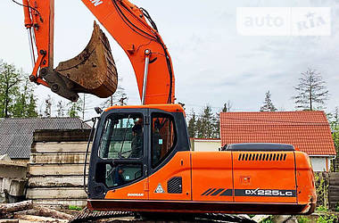 Гусеничный экскаватор Doosan DX 2012 в Киеве