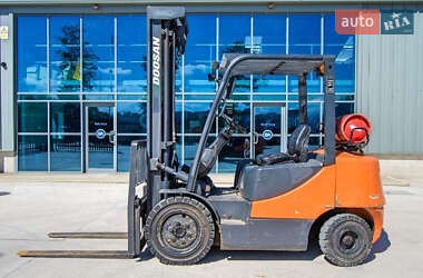 Вилочний навантажувач Doosan G 2007 в Житомирі