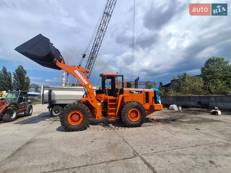 Doosan MEGA 2003